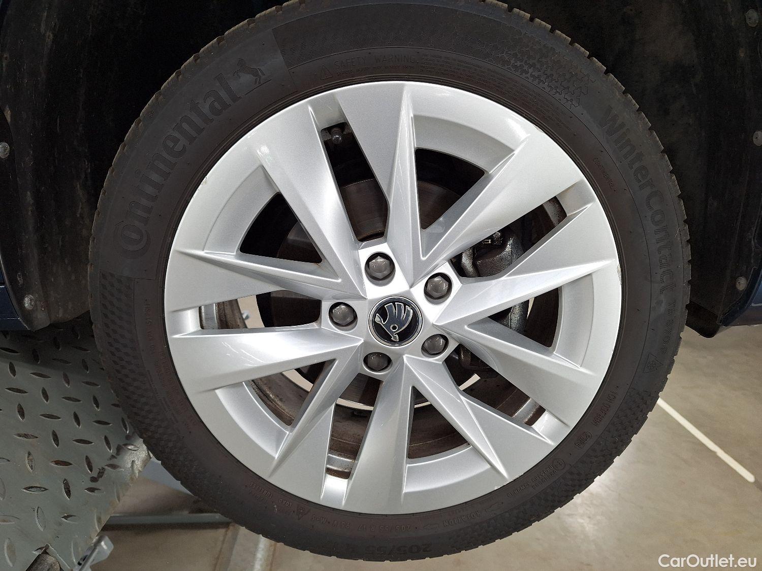  Skoda  Octavia Skoda,  Combi '20, Skoda  Combi 2.0 CRTDI 110kW Clever+ 5d #1