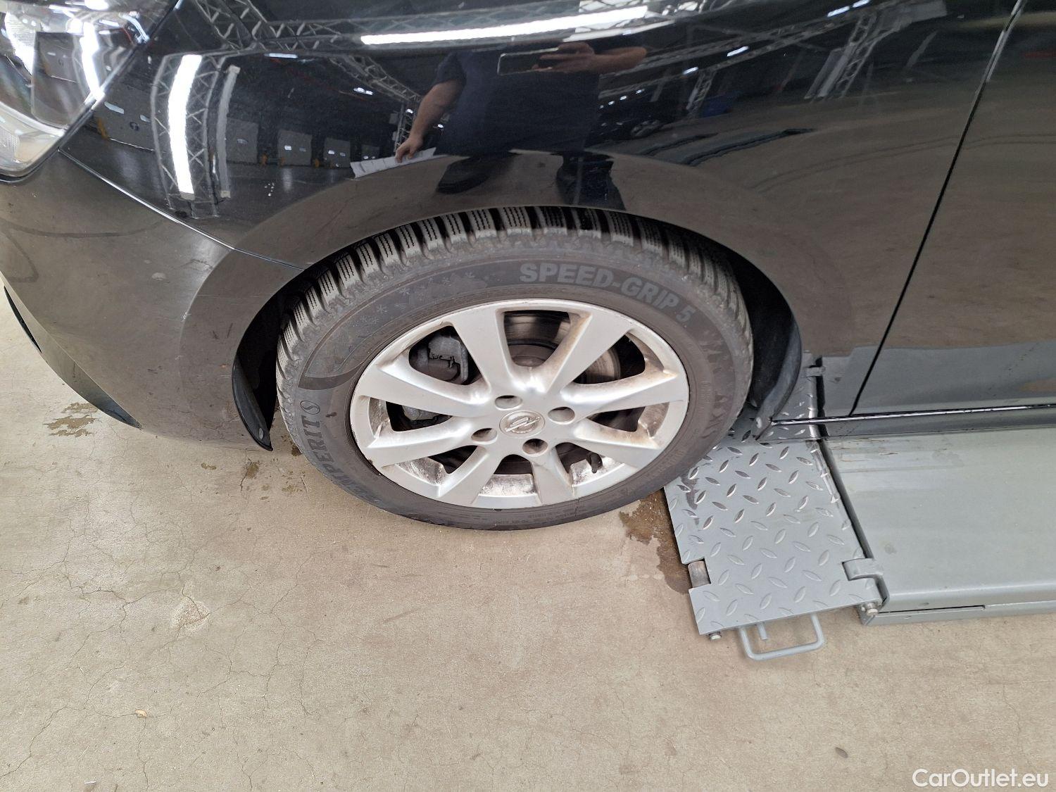 Opel  Corsa Opel,  '19, Opel  1.2 Turbo 74kW S/S Edition 5d #35