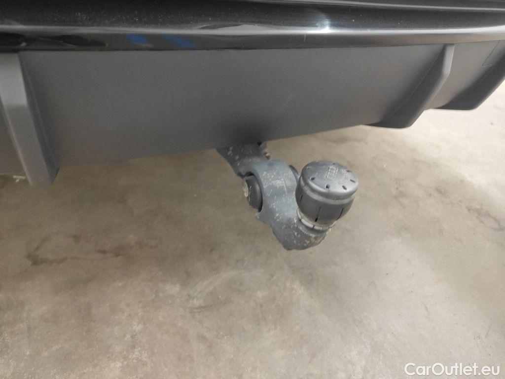 Audi  Q3 Audi  Sportback 35 TDI S tronic S Line Business Ed 5d #16