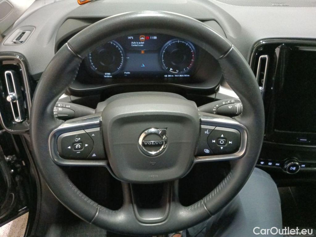 Volvo  XC 40 Volvo XC40 T3 Geartronic Momentum Pro 5d #26