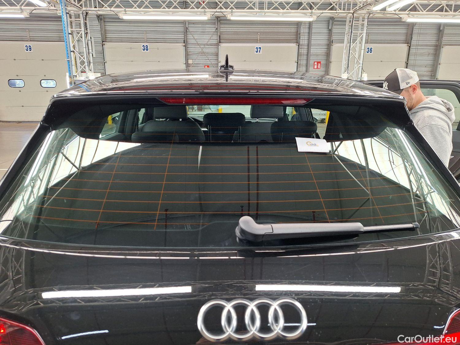  Audi  E-TRON Audi,  '19 BEV, Audi  50 Quattro 5d #29