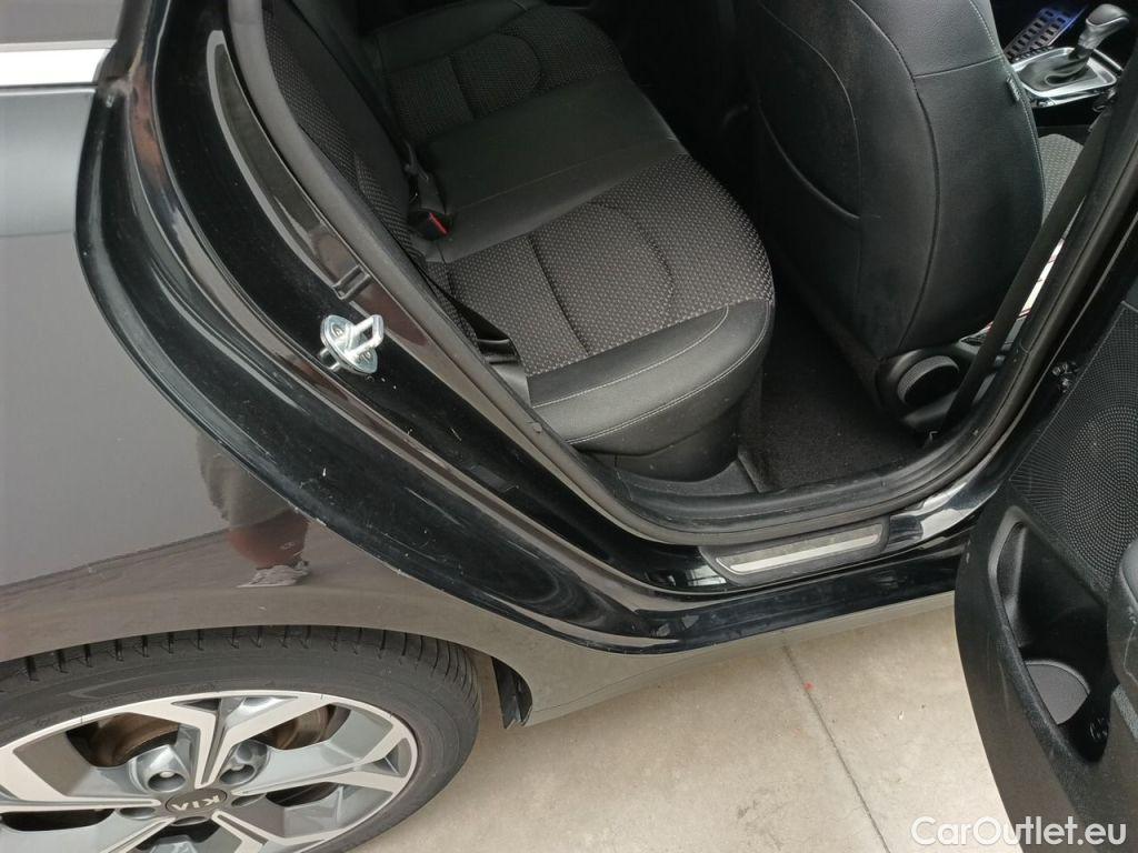 KIA  Cee'd KIA  Sportswagon Sense 1.6 GDi PHEV DCT ISG 5d #72