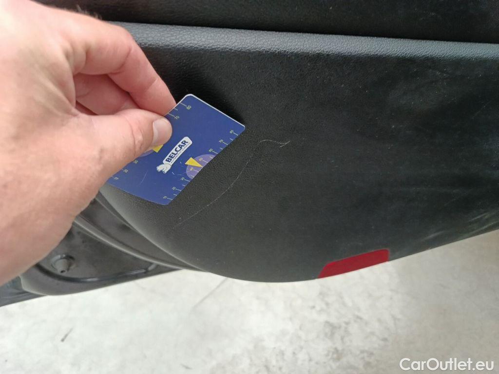 KIA  Cee'd KIA  Sportswagon Sense 1.6 GDi PHEV DCT ISG 5d #80