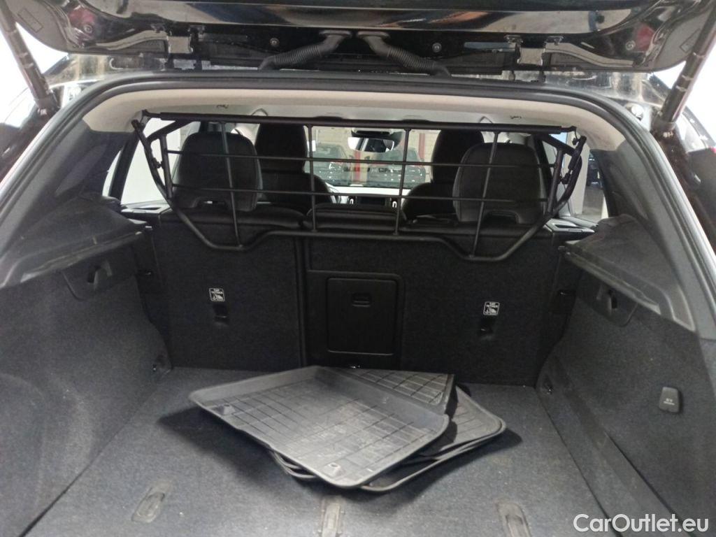 Volvo  XC 40 Volvo XC40 T3 Geartronic Momentum Pro 5d #65