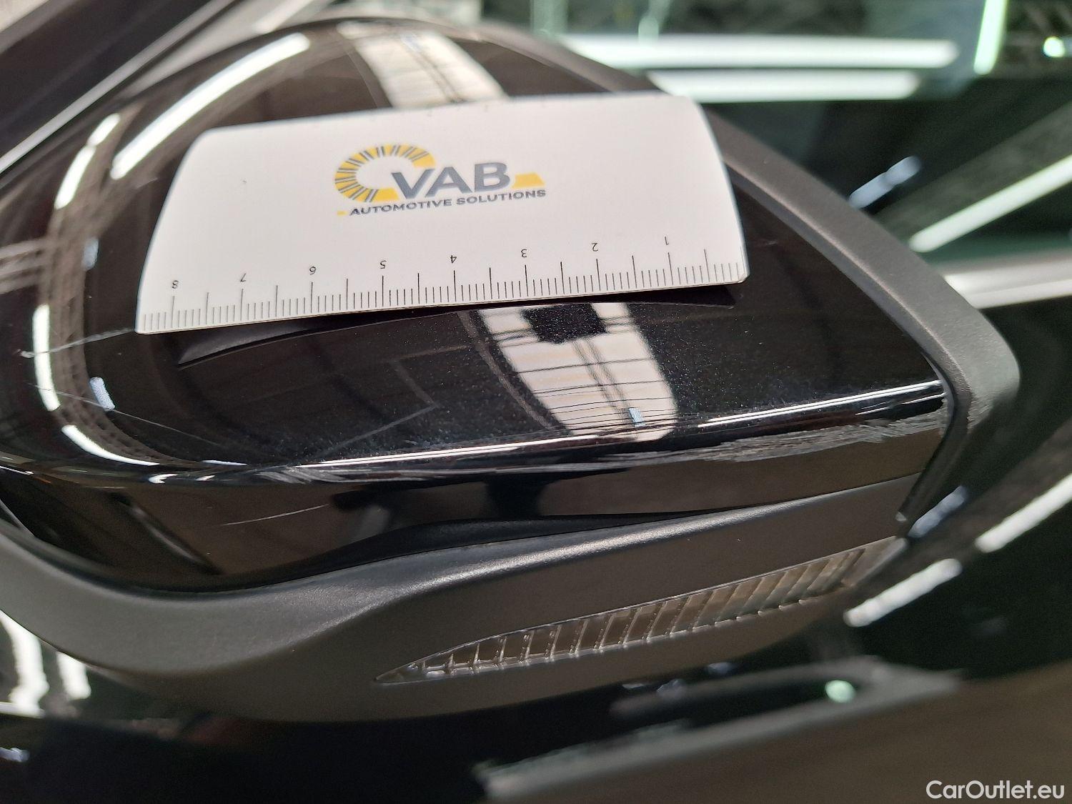  Audi  E-TRON Audi,  '19 BEV, Audi  50 Quattro 5d #33