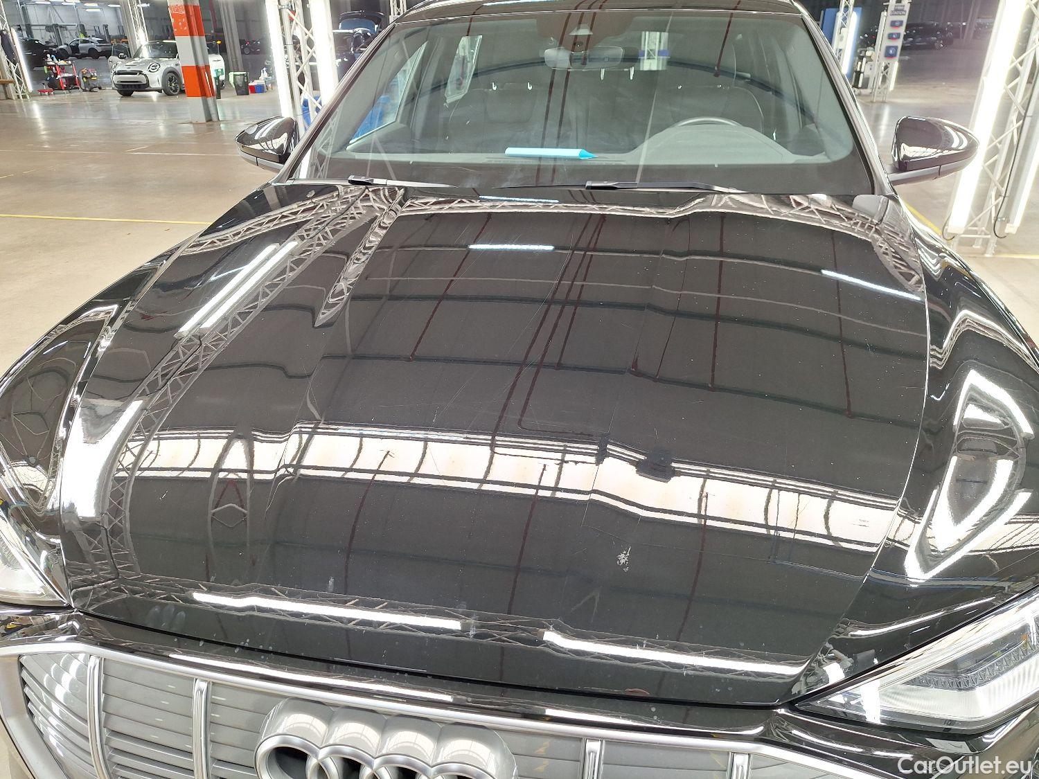  Audi  E-TRON Audi,  '19 BEV, Audi  50 Quattro 5d #37