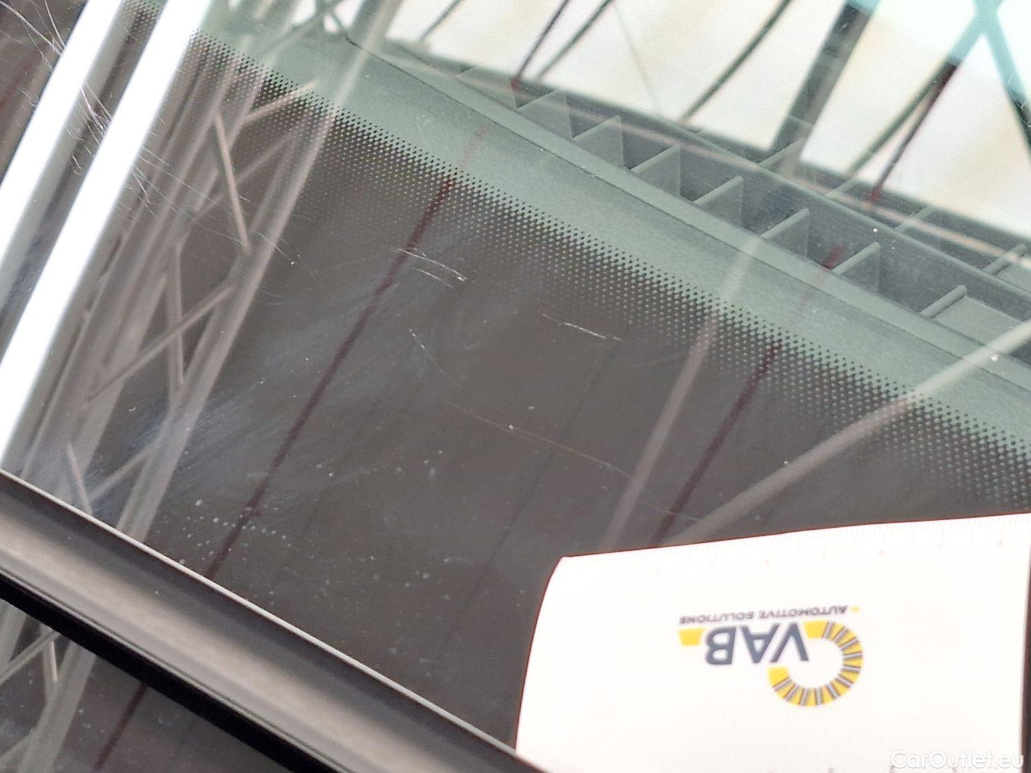  Audi  E-TRON Audi,  '19 BEV, Audi  50 Quattro 5d #36