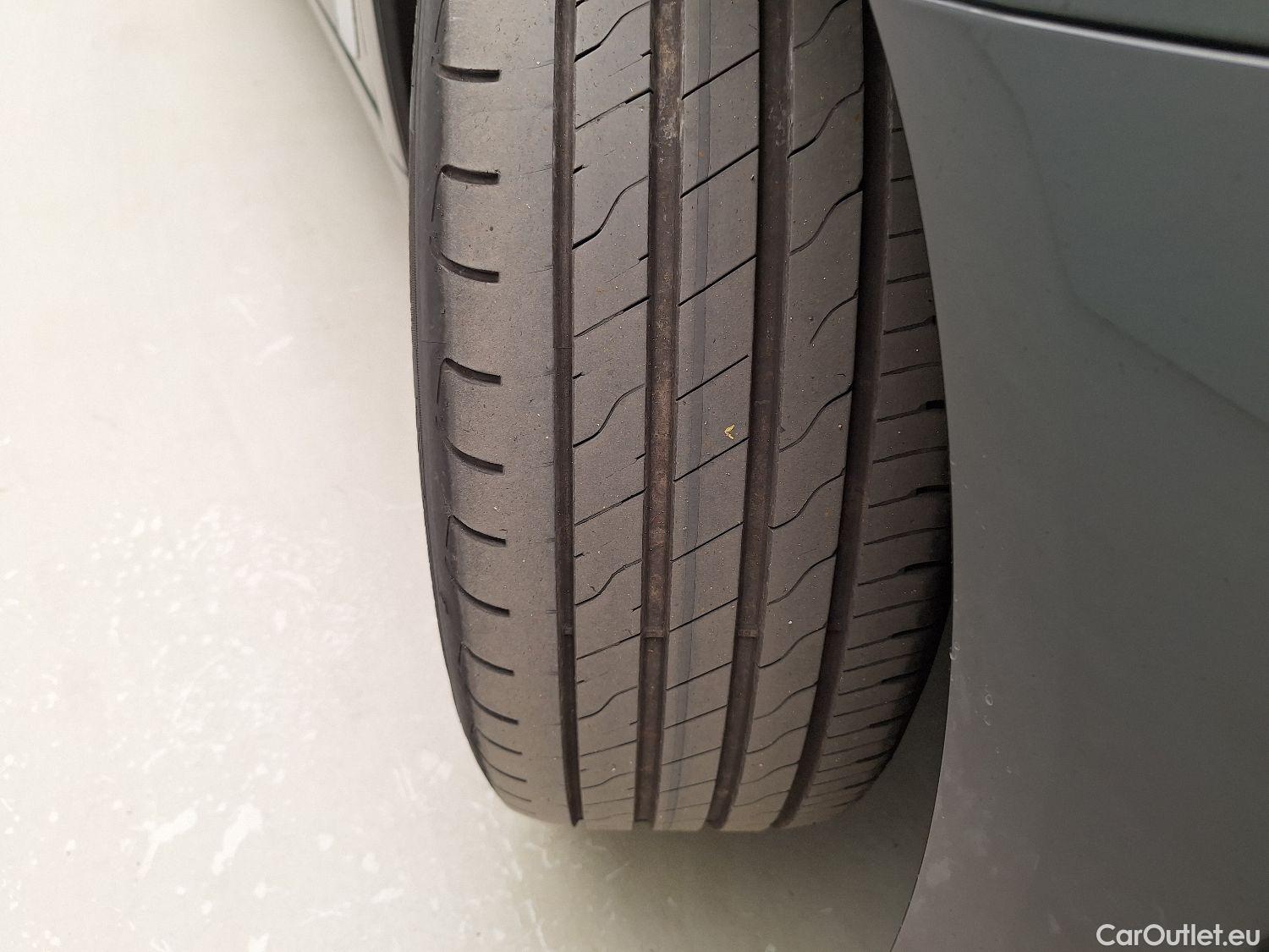 Bmw  Serie 5 BMW, 5-serie touring '17, BMW 5 Reeks Touring 518d Aut. (100 kW) 5d #18