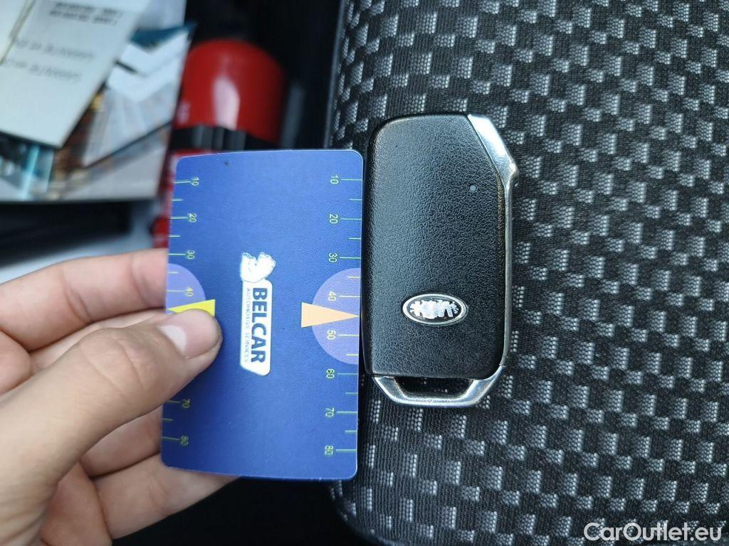 KIA  Cee'd KIA  Sportswagon Sense 1.6 GDi PHEV DCT ISG 5d #21