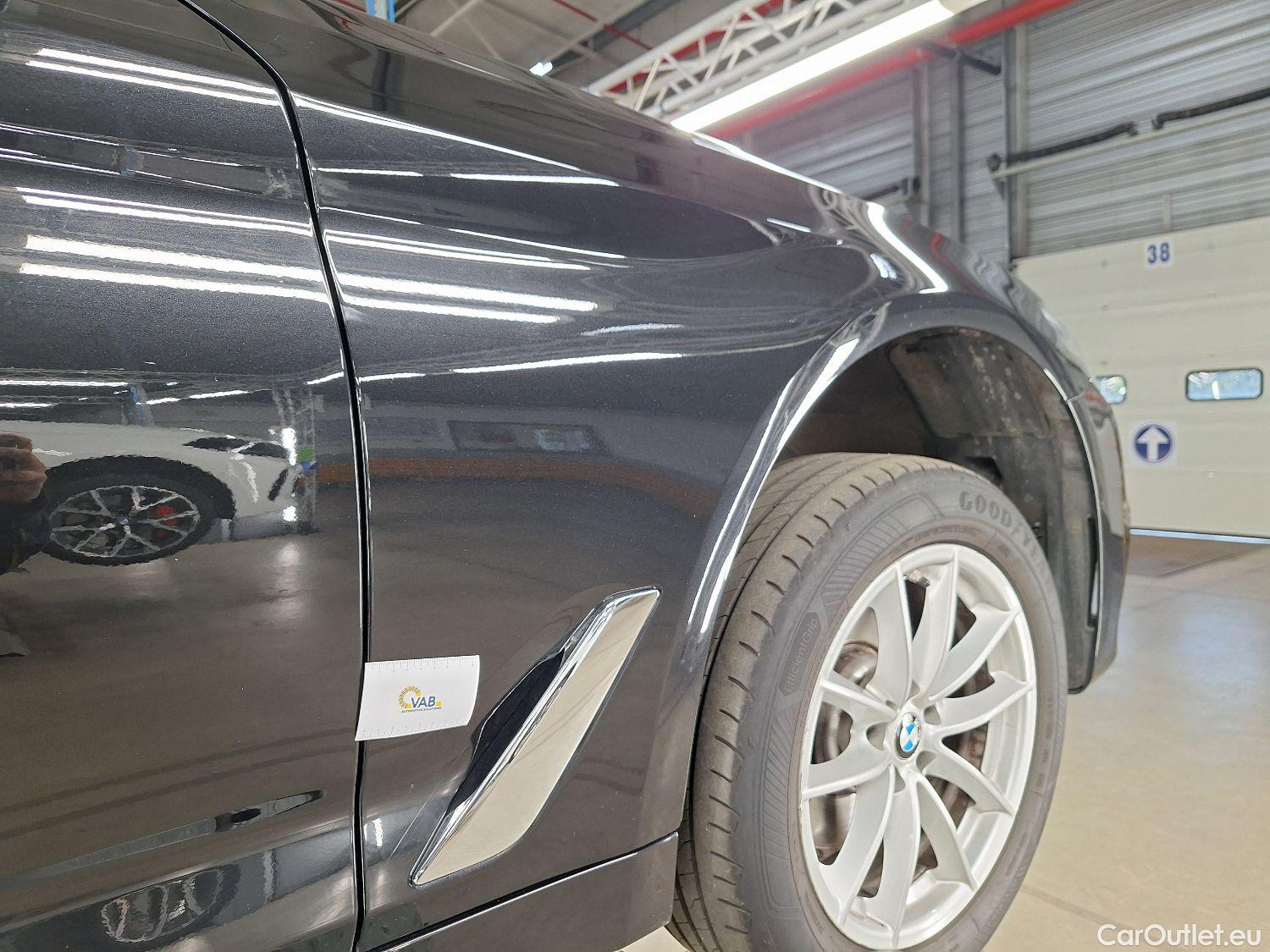 Bmw  Serie 5 BMW, 5-serie touring '17, BMW 5 Reeks Touring 518d Aut. (100 kW) 5d #4