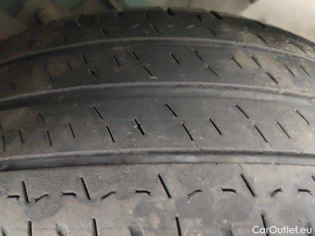 Ford  Transit Ford  350M 2.0TD 130pk 96kW A6 Trend 4d #16