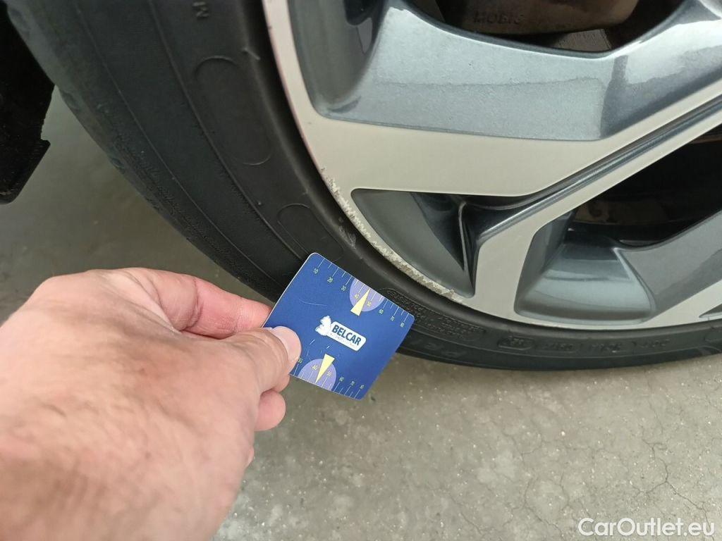 KIA  Cee'd KIA  Sportswagon Sense 1.6 GDi PHEV DCT ISG 5d #67