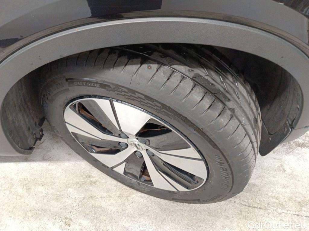 Volvo  XC 40 Volvo XC40 T3 Geartronic Momentum Pro 5d #16