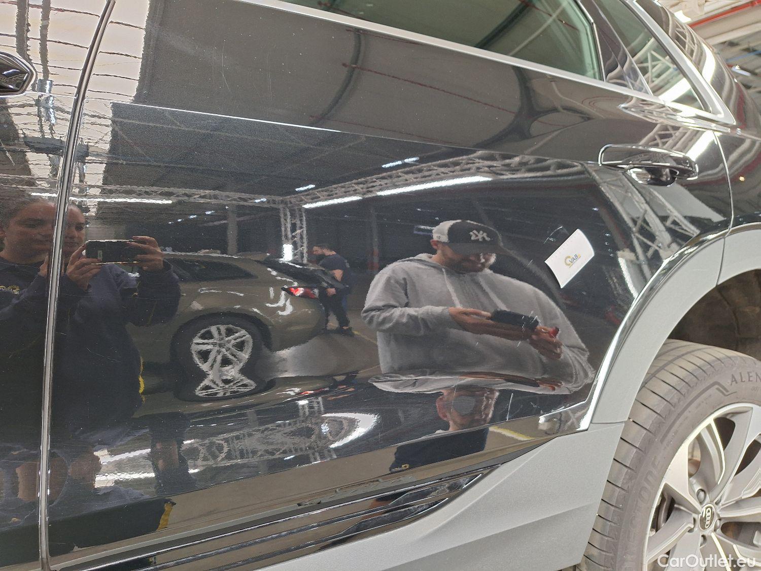  Audi  E-TRON Audi,  '19 BEV, Audi  50 Quattro 5d #14