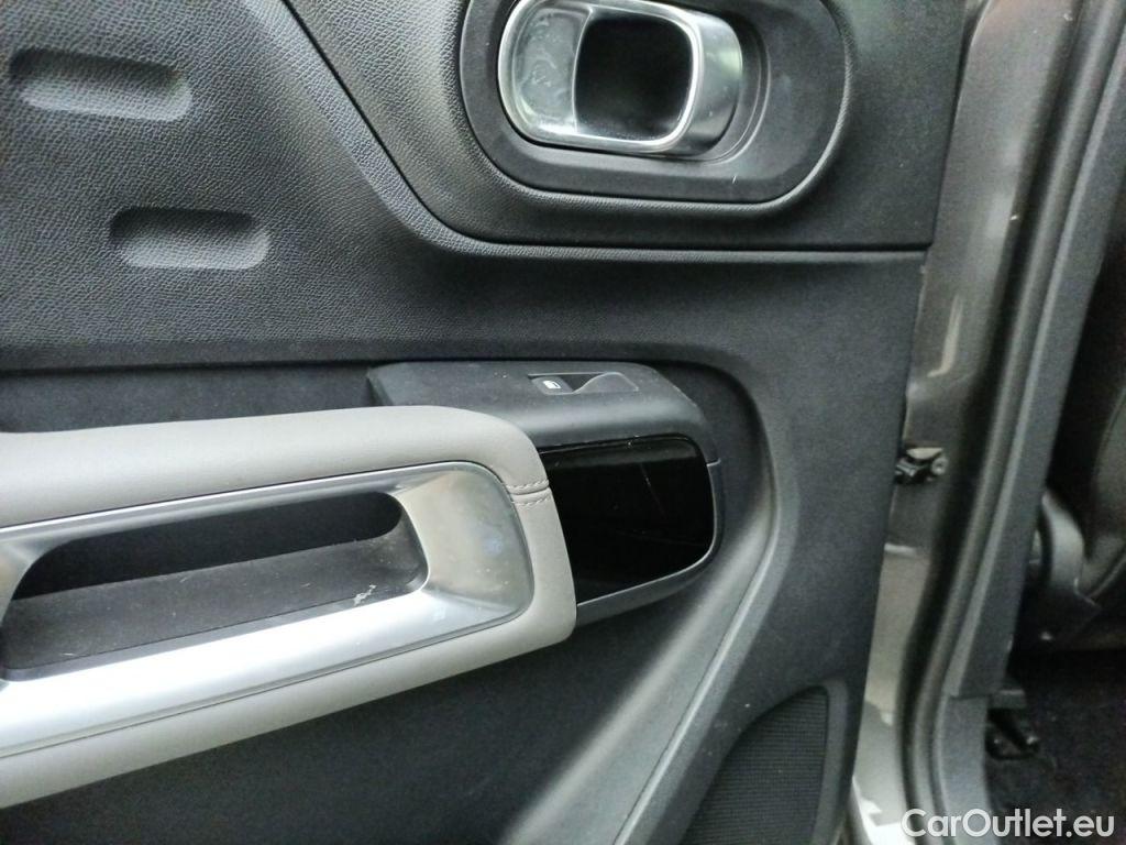 Citroen  C5 Citroën  Aircross 1.5 BlueHDi 130 S&S EAT8 Feel 5d #52