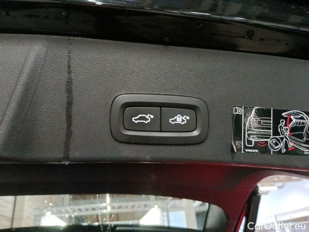 Volvo  XC 40 Volvo XC40 T3 Geartronic Momentum Pro 5d #29