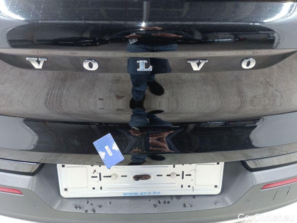 Volvo  XC 40 Volvo XC40 T3 Geartronic Momentum Pro 5d #38