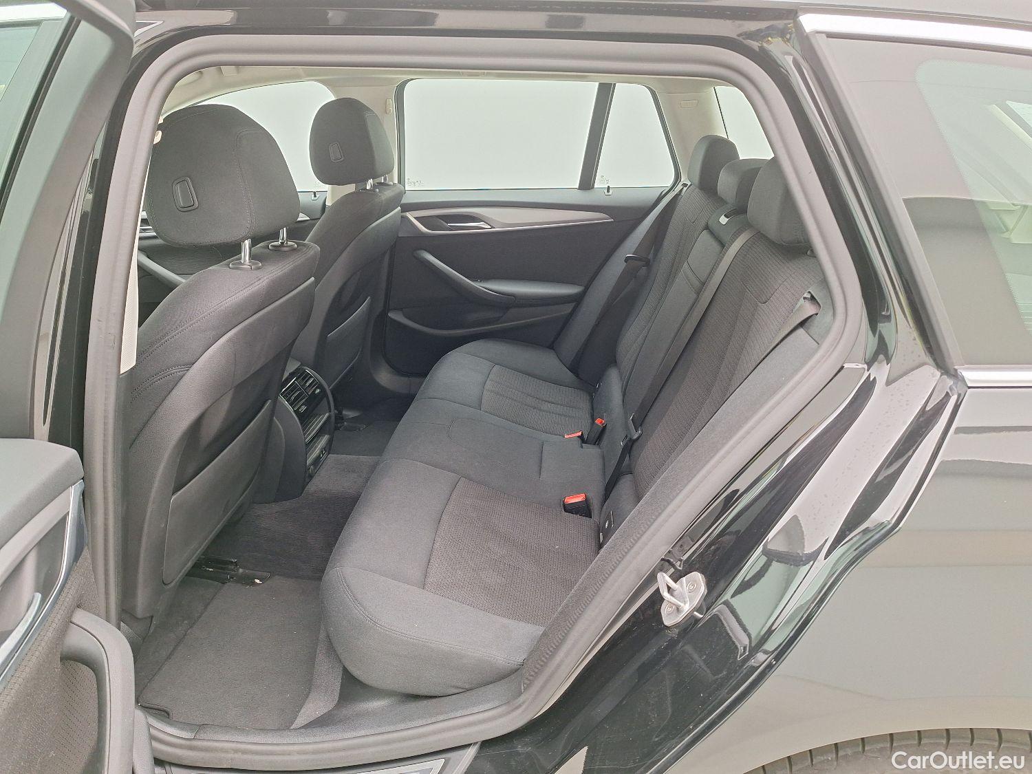 Bmw  Serie 5 BMW, 5-serie touring '17, BMW 5 Reeks Touring 518d Aut. (100 kW) 5d #4