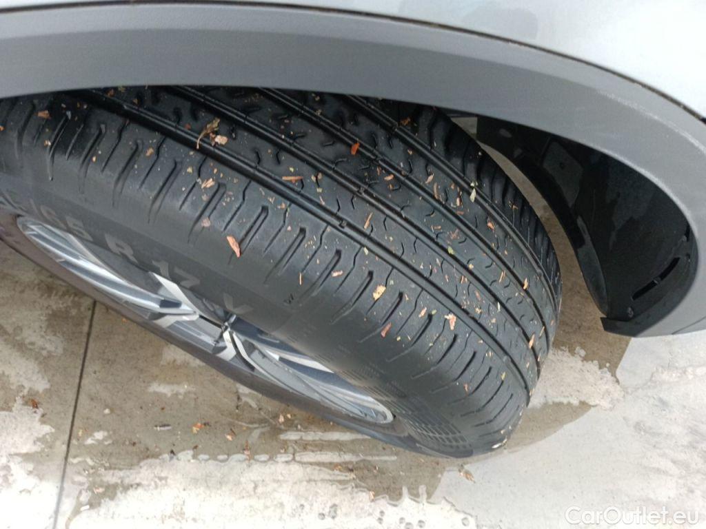 Volkswagen  Tiguan Volkswagen  Allspace 1.5 TSI ACT DSG7 Comfortline 5d #18