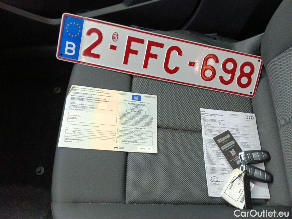 Audi  A3 Audi  Sportback 1.4 40 TFSI e Attraction 5d #7