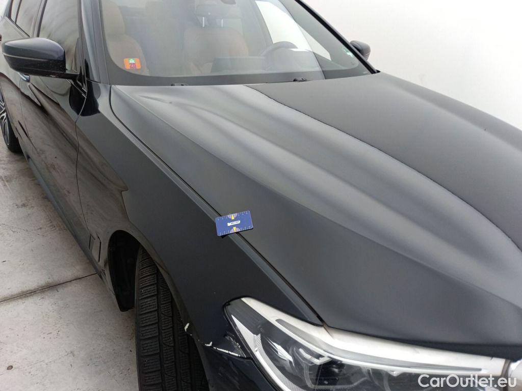 Bmw  Serie 5 BMW 5 Reeks Berline 520d 140kW Aut. 4d #19