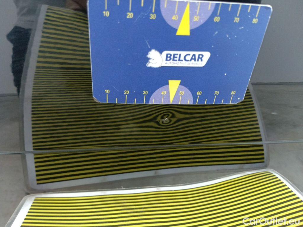 Bmw  Serie 5 BMW 5 Reeks Berline 520d 140kW Aut. 4d #35