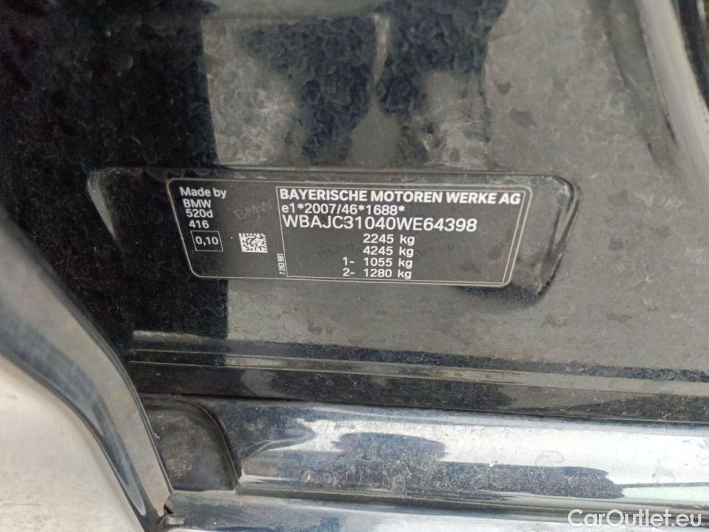 Bmw  Serie 5 BMW 5 Reeks Berline 520d 140kW Aut. 4d #18