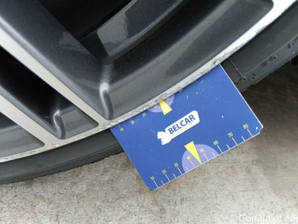 Bmw  Serie 5 BMW 5 Reeks Berline 520d 140kW Aut. 4d #47