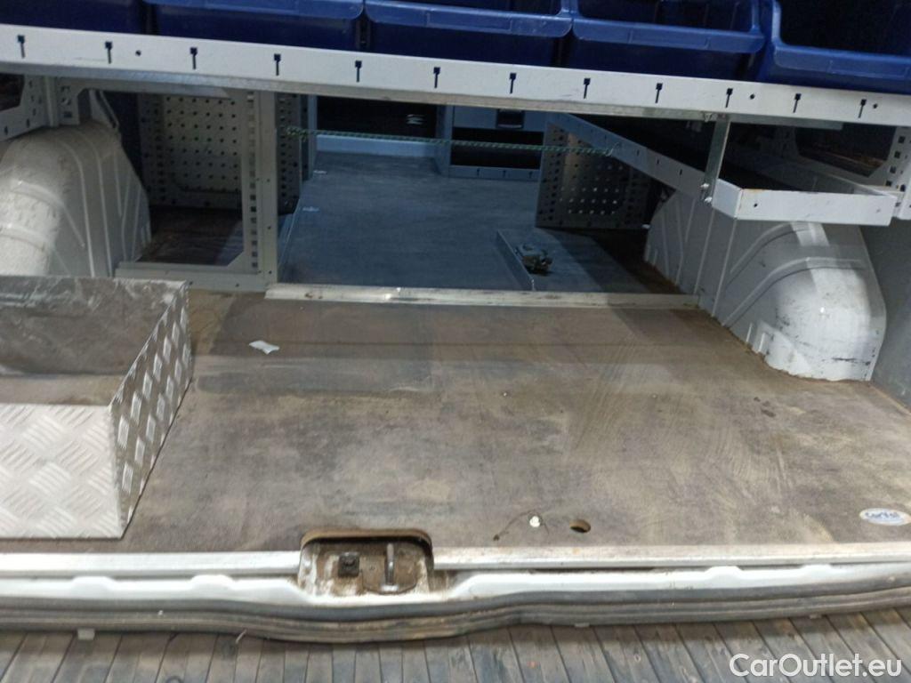 Ford  Transit Ford  350M 2.0TD 130pk 96kW M6 Trend 4d #28