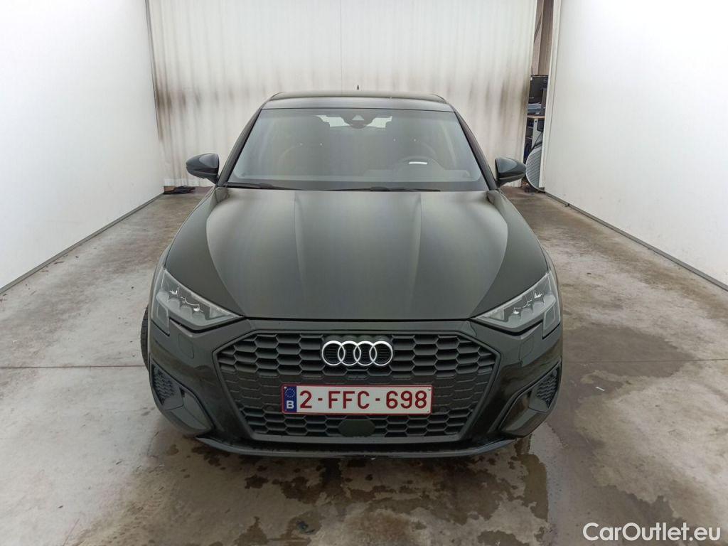 Audi  A3 Audi  Sportback 1.4 40 TFSI e Attraction 5d #1