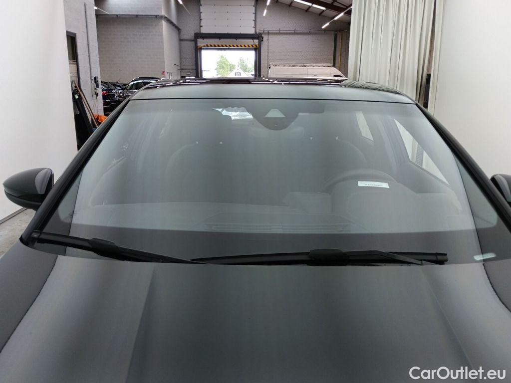 Audi  A3 Audi  Sportback 1.4 40 TFSI e Attraction 5d #17