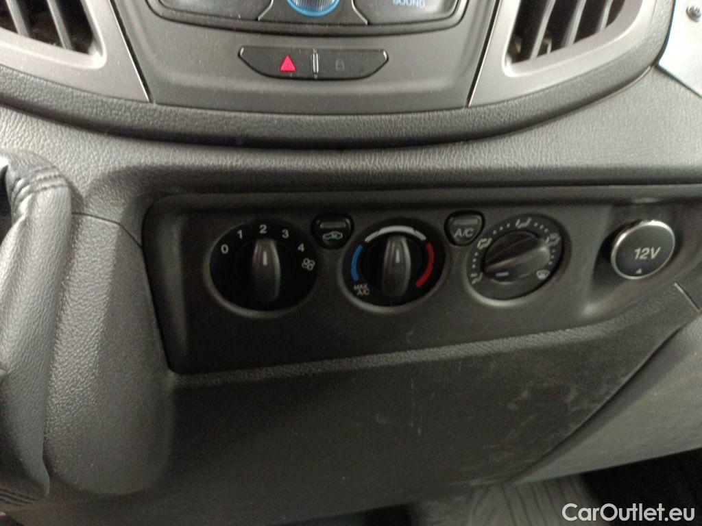 Ford  Transit Ford  350M 2.0TD 130pk 96kW M6 Trend 4d #31