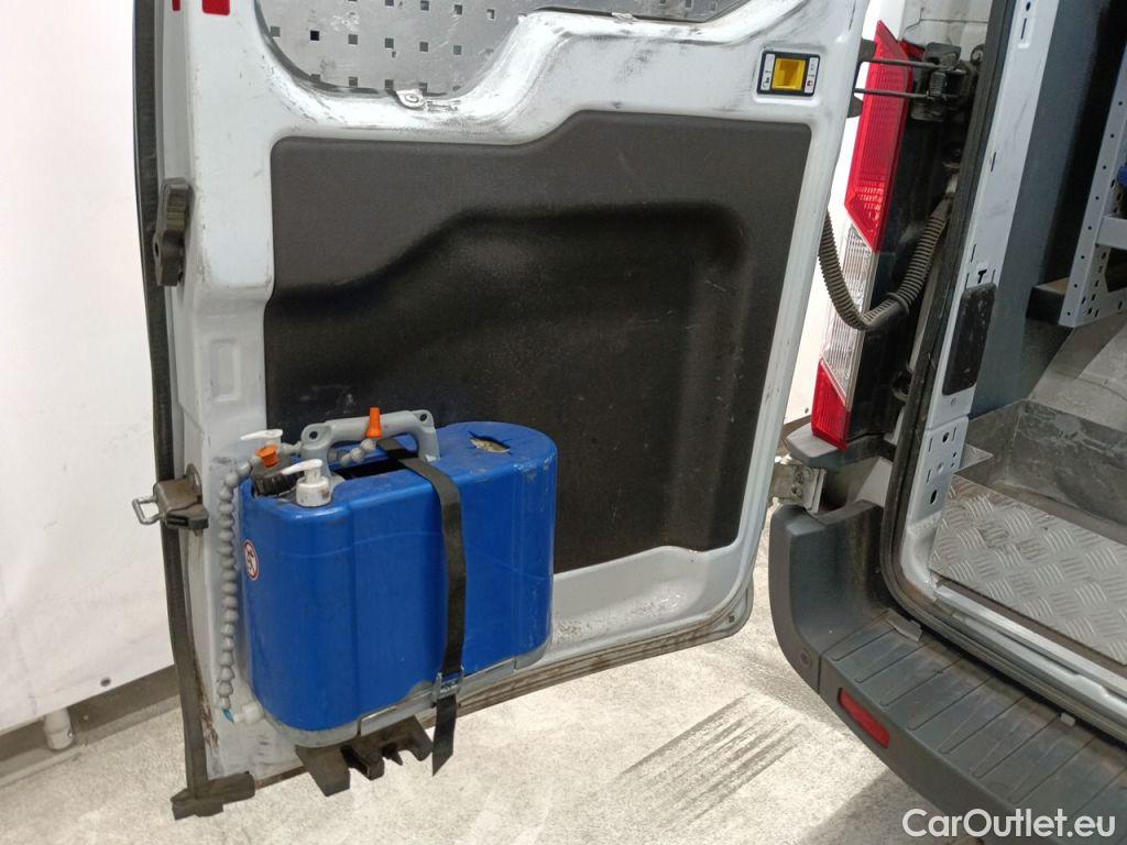 Ford  Transit Ford  350M 2.0TD 130pk 96kW M6 Trend 4d #26