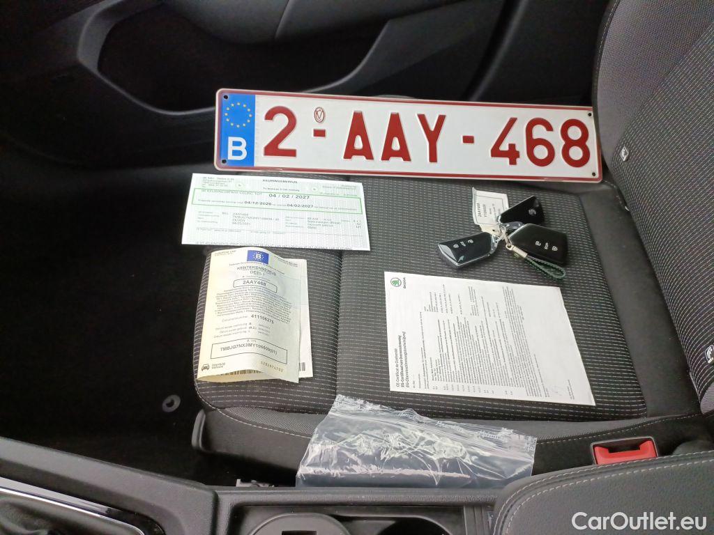 Skoda  Octavia Skoda  Combi 2.0 CRTDI 85kW Ambition 5d #4