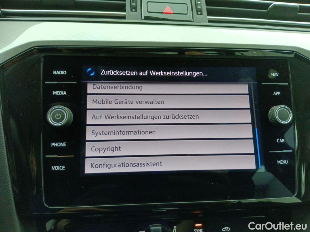 Volkswagen  Passat VOLKSWAGEN  VARIANT PA - 2019 2.0 TDi 150 Business DSG7 (EU6 d) 5d #13