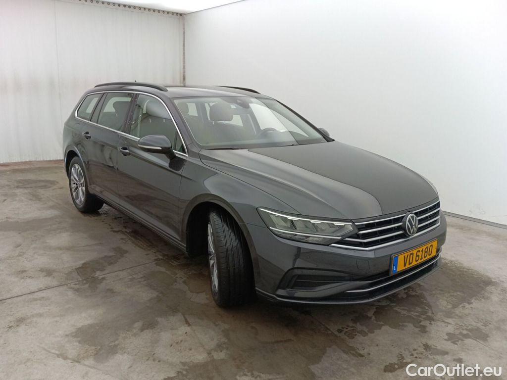 Volkswagen  Passat VOLKSWAGEN  VARIANT PA - 2019 2.0 TDi 150 Business DSG7 (EU6 d) 5d #8