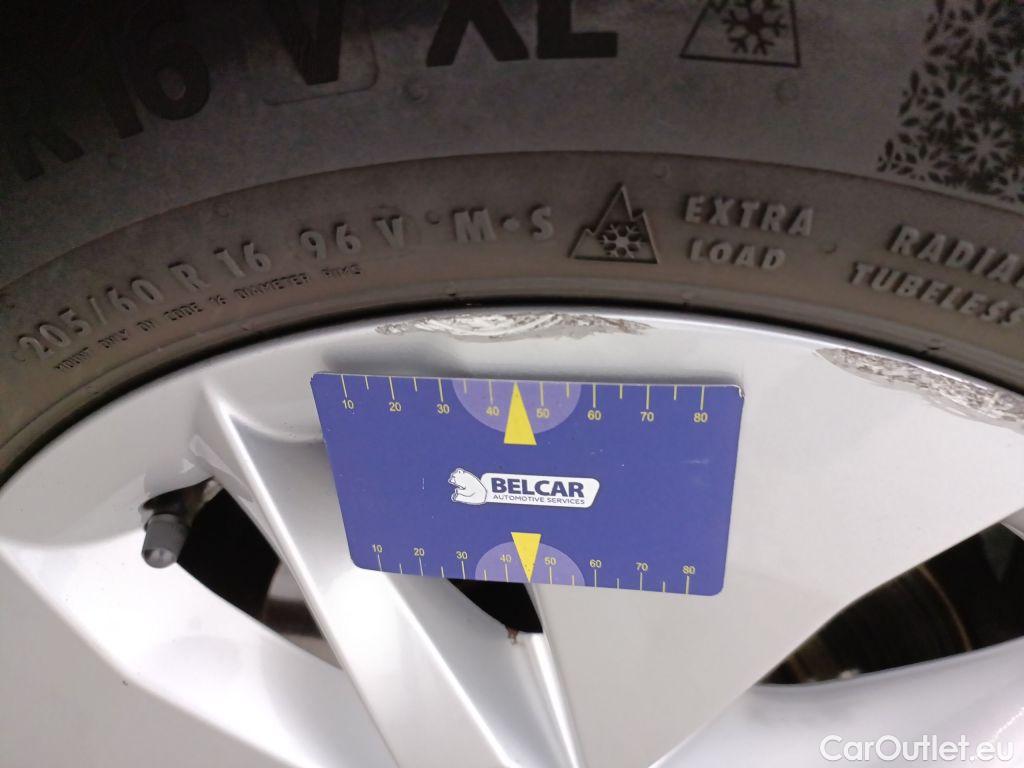 Skoda  Octavia Skoda  Combi 2.0 CRTDI 85kW Ambition 5d #64