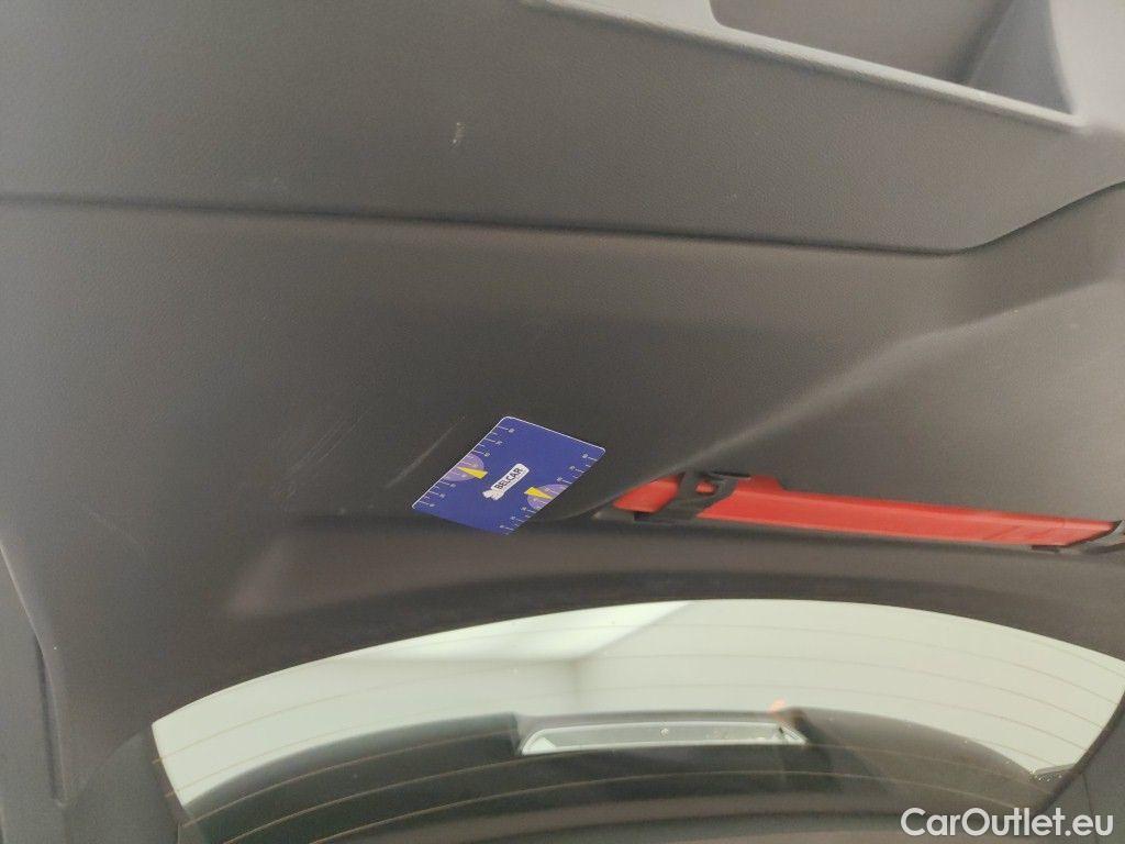 Peugeot  308 Peugeot  SW 1.2 PureTech 110 S&S Active Pack 5d #45