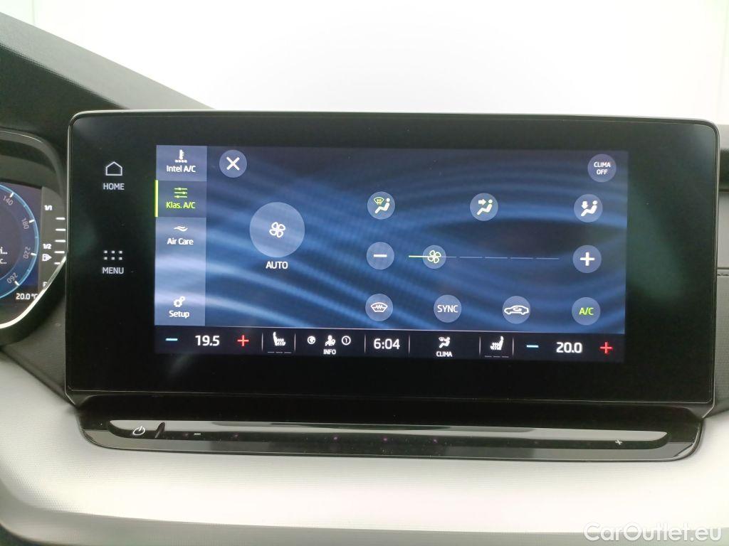 Skoda  Octavia Skoda  Combi 2.0 CRTDI 85kW Ambition 5d #22