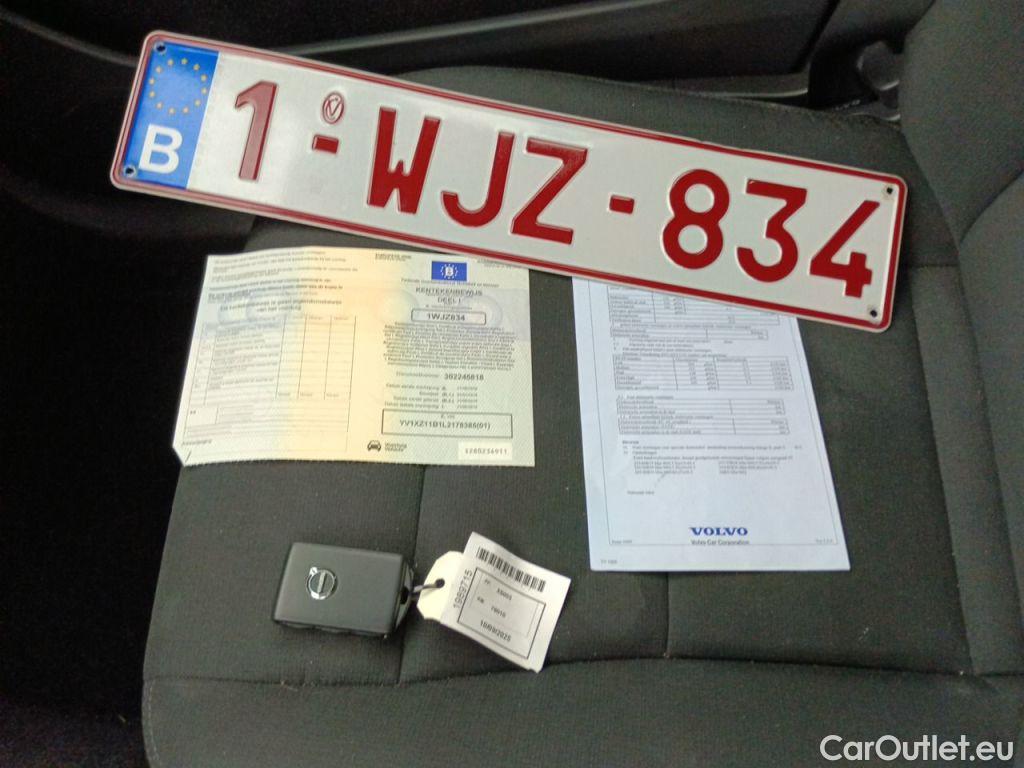 Volvo  XC 40 Volvo XC40 T3 XC40 5d #4