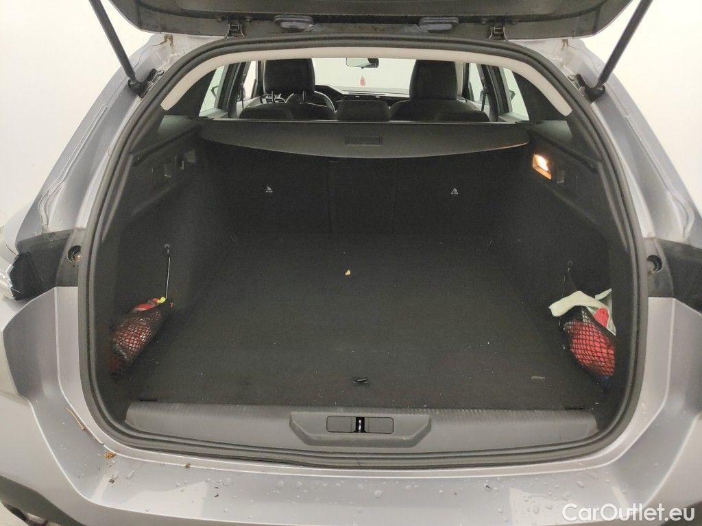 Peugeot  308 Peugeot  SW 1.2 PureTech 110 S&S Active Pack 5d #15