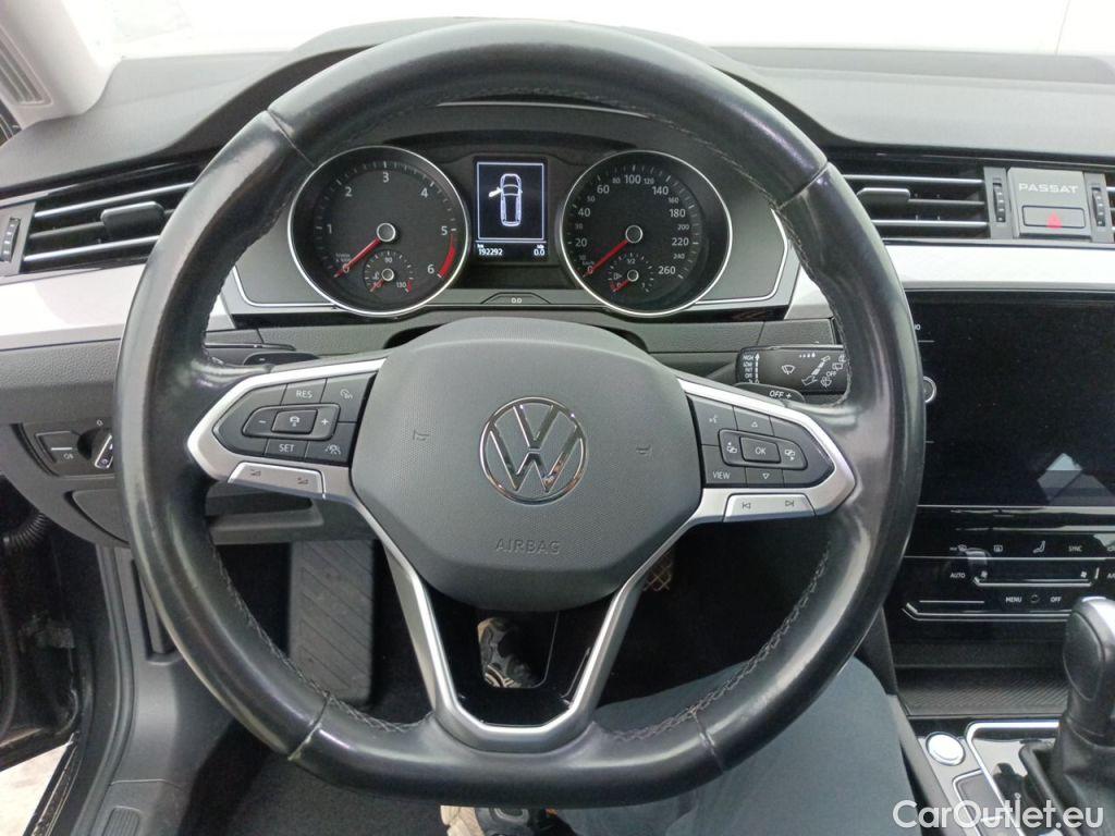 Volkswagen  Passat VOLKSWAGEN  VARIANT PA - 2019 2.0 TDi 150 Business DSG7 (EU6 d) 5d #33