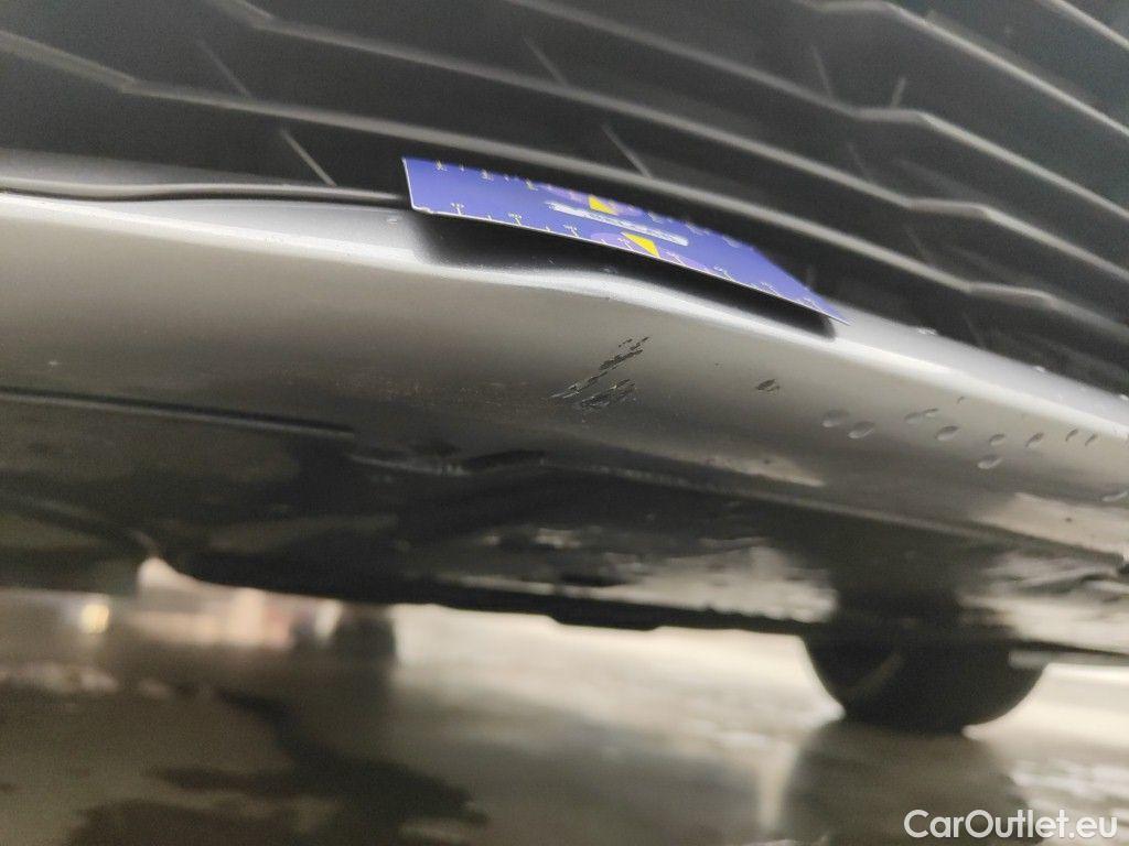 Peugeot  308 Peugeot  SW 1.2 PureTech 110 S&S Active Pack 5d #27