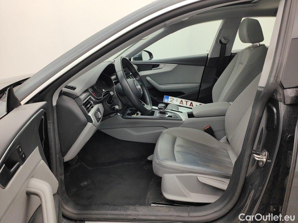 Audi  A5 Sportback Audi  40 TFSI S tronic Advanced 5d #3