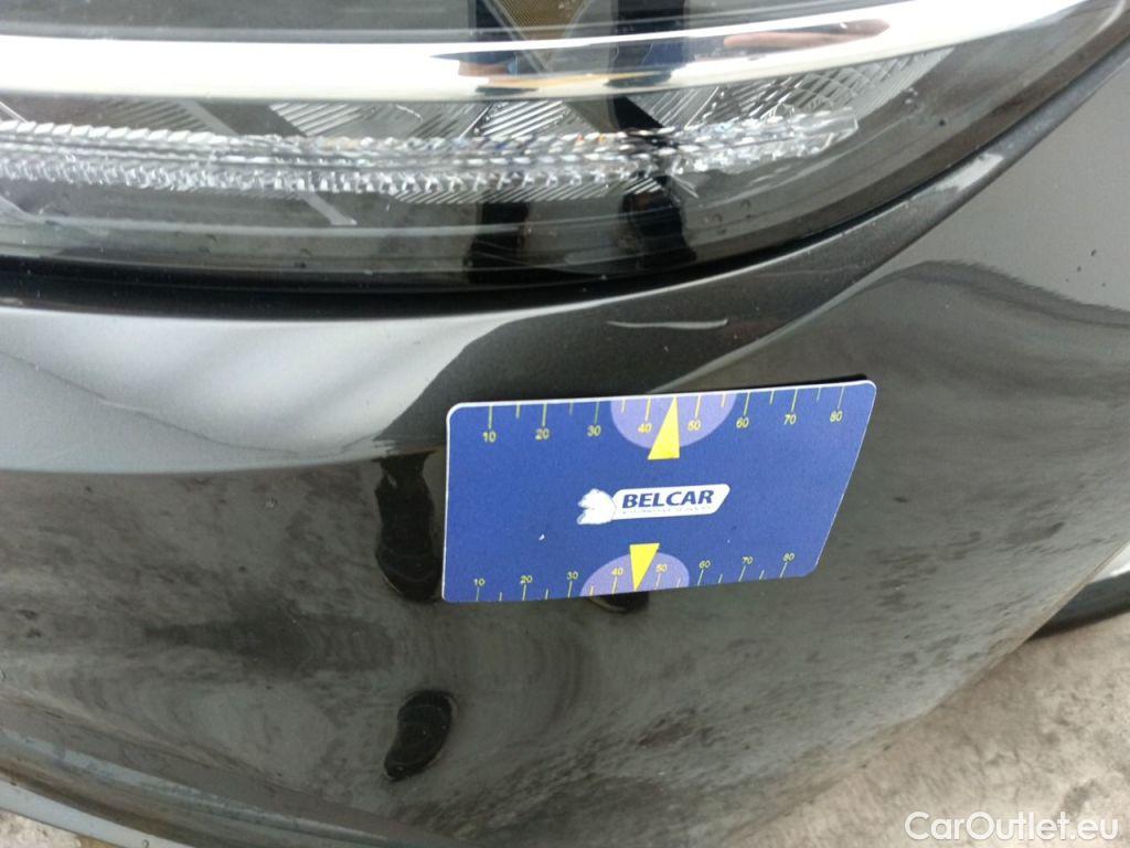 Volkswagen  Passat VOLKSWAGEN  VARIANT PA - 2019 2.0 TDi 150 Business DSG7 (EU6 d) 5d #38