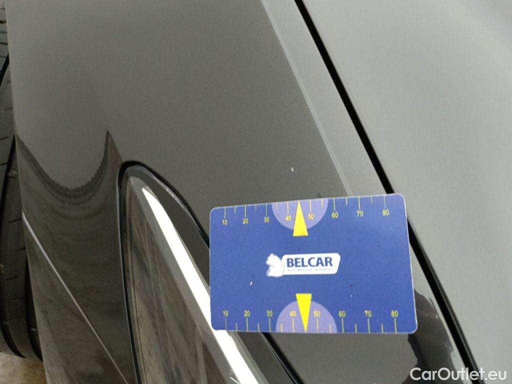 Volkswagen  Passat VOLKSWAGEN  VARIANT PA - 2019 2.0 TDi 150 Business DSG7 (EU6 d) 5d #25