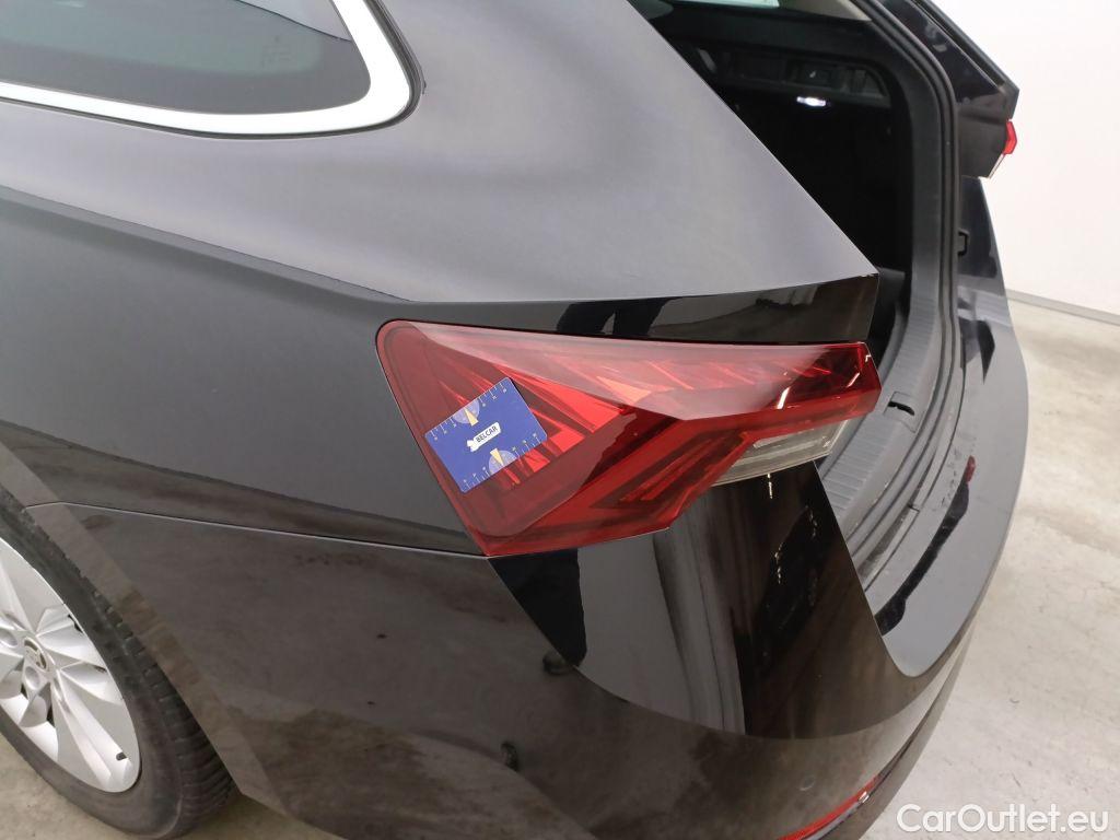 Skoda  Octavia Skoda  Combi 2.0 CRTDI 85kW Ambition 5d #33