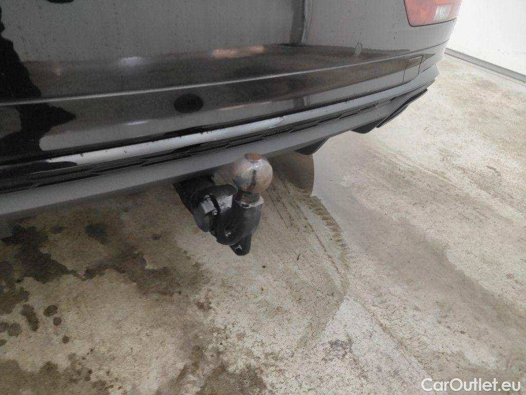 Audi  Q5 Audi  Business Edition S line 35 TDI S tronic 5d #16