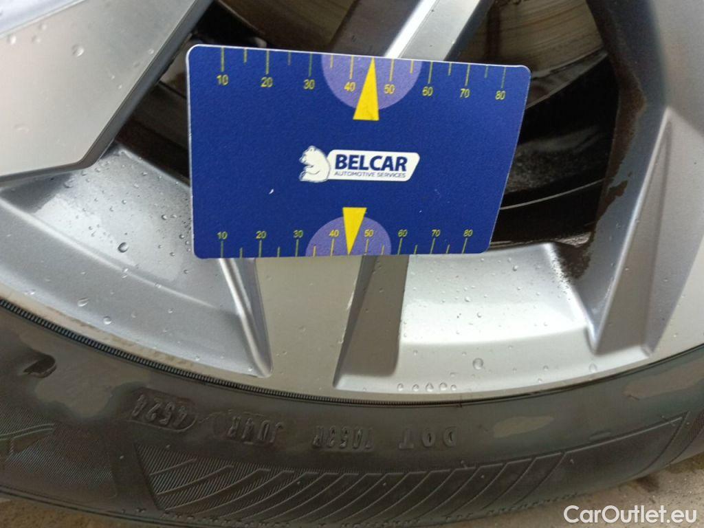 Volkswagen  Passat VOLKSWAGEN  VARIANT PA - 2019 2.0 TDi 150 Business DSG7 (EU6 d) 5d #83