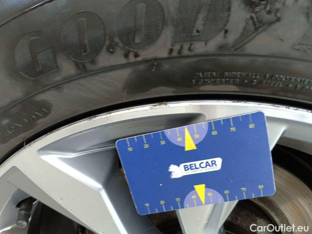 Volkswagen  Passat VOLKSWAGEN  VARIANT PA - 2019 2.0 TDi 150 Business DSG7 (EU6 d) 5d #82